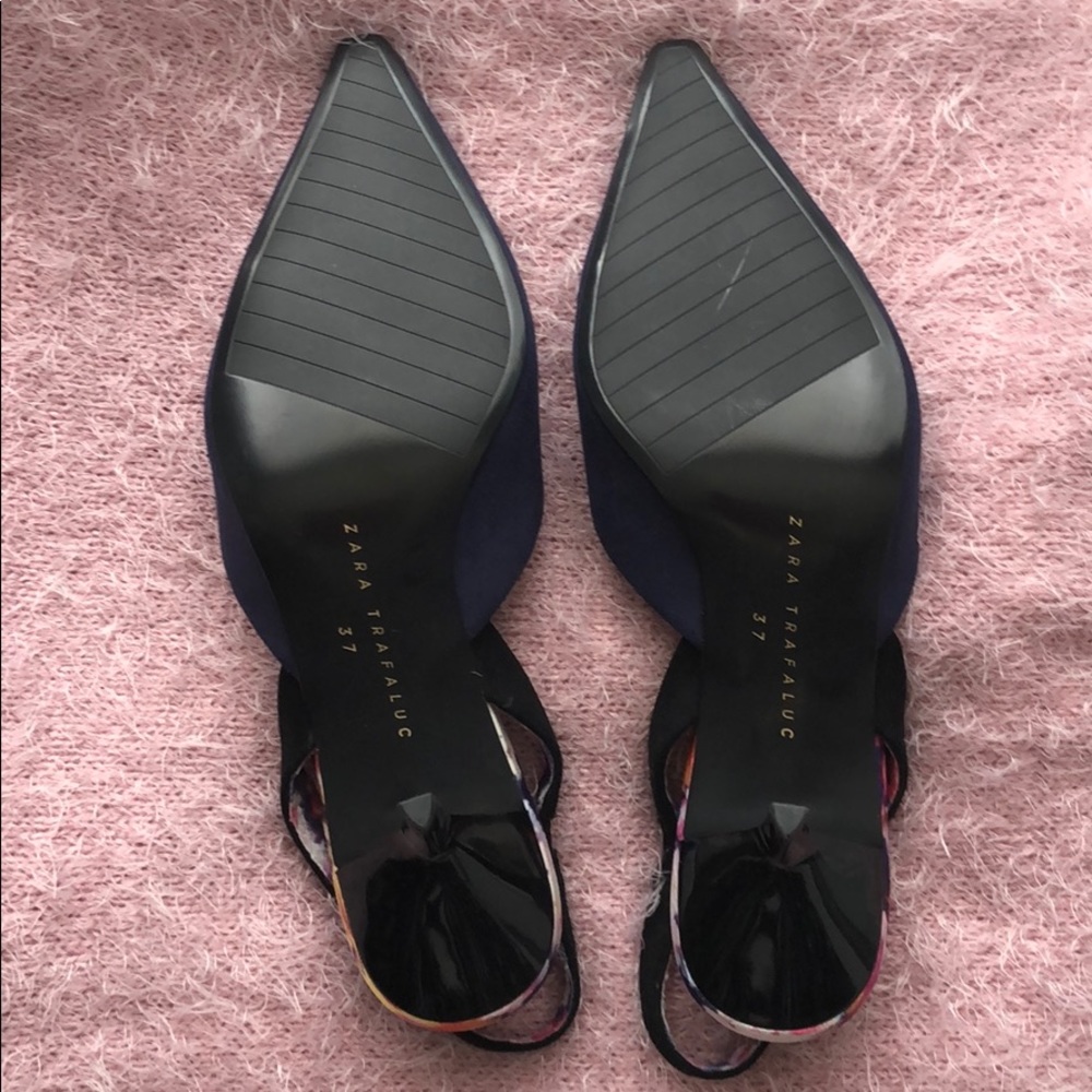 Shoes - Picture 2 of 5
